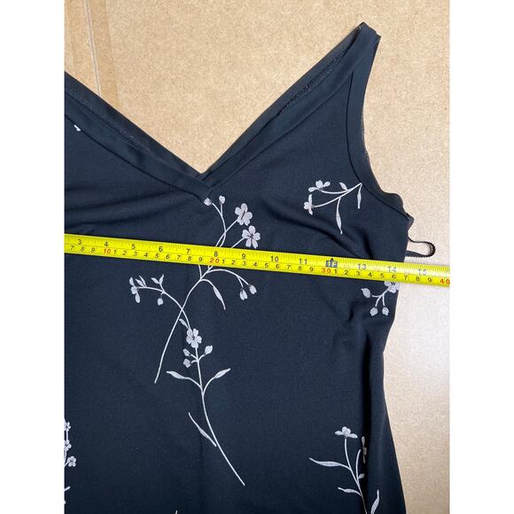 Vintage City Triangle Black Floral Dress 100% Polyester Size 11 Women’s - Picture 4 of 6